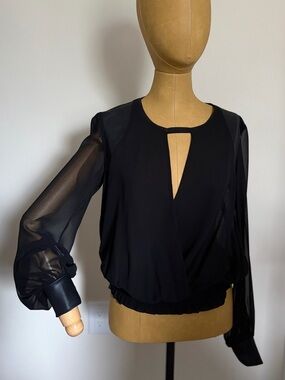 GUESS BY MARCIANO Black Sheer-Sleeve Blouse (XS)